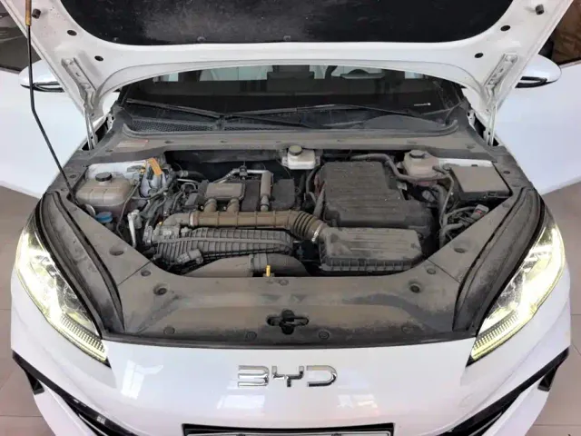 BYD Seal 06 — Фото автомобиля 10