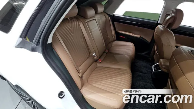 Hyundai Grandeur GN7 — Фото автомобиля 11