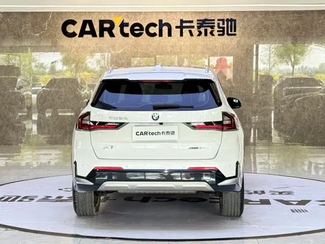 BMW X1 — Фото автомобиля 5