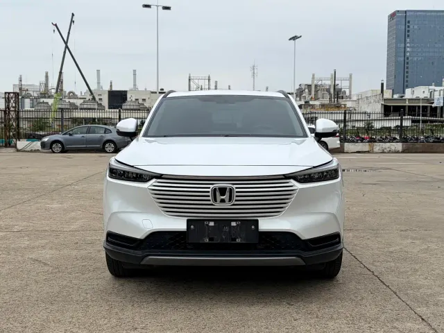 Honda Vezel — Фото автомобиля 3