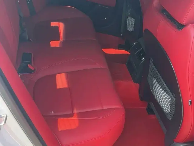 Jaguar XEL — Фото автомобиля 5