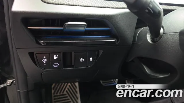 Kia EV6 — Фото автомобиля 28