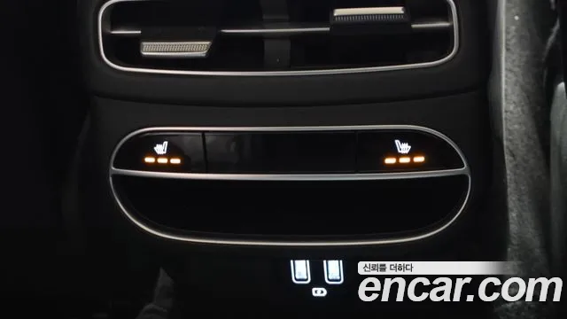 Genesis GV70 — Фото автомобиля 18
