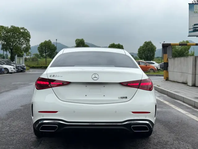 Mercedes-Benz C-Class — Фото автомобиля 5