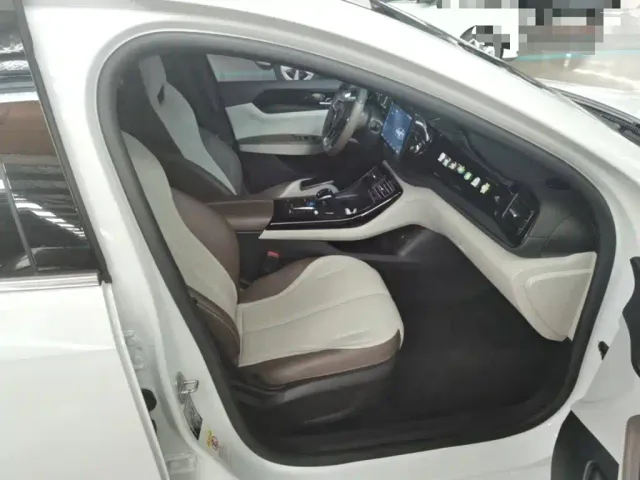 BYD Qin PLUS — Фото автомобиля 24