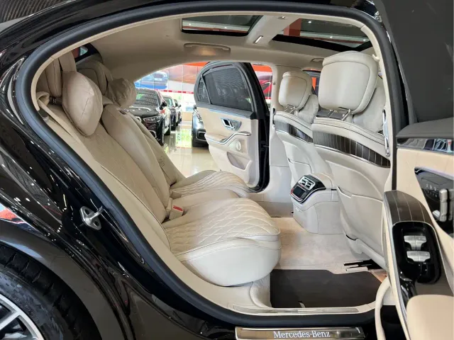 Mercedes-Benz S-Class — Фото автомобиля 10