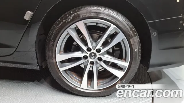 Audi A6 40 TDI quattro Premium — Фото автомобиля 5