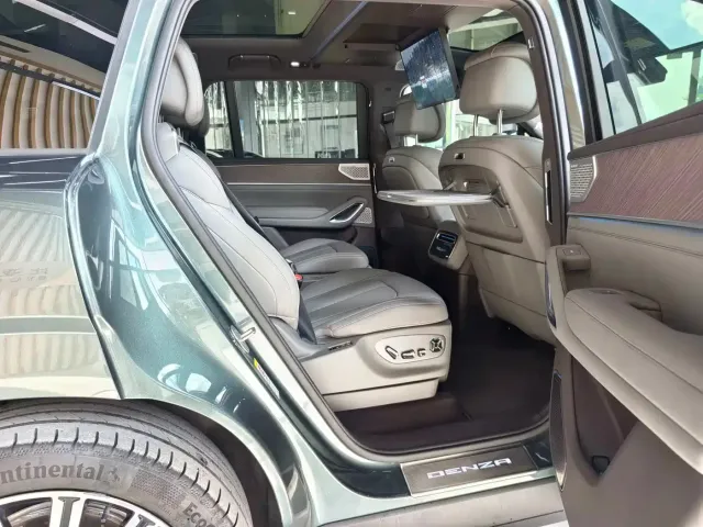 Denza Denza N9 2025 Flagship Model — Фото автомобиля 21
