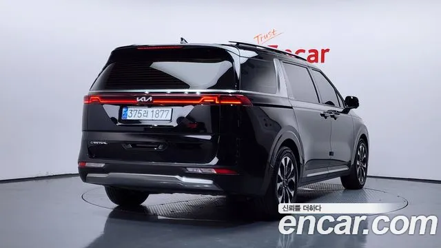 Kia Canival Carnival 4 поколение Дизель 9 мест Signature — Фото автомобиля 2
