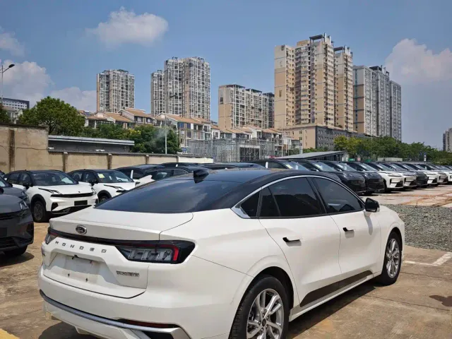 Ford Mondeo — Фото автомобиля 11