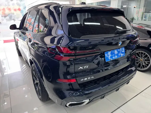 BMW X5 — Фото автомобиля 3