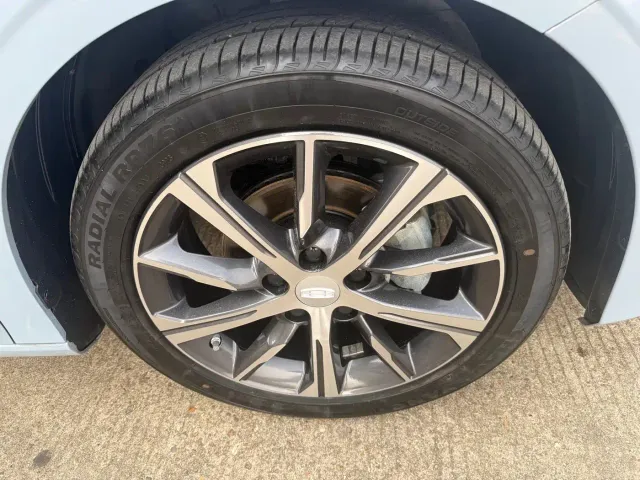 Geely Emgrand — Фото автомобиля 4