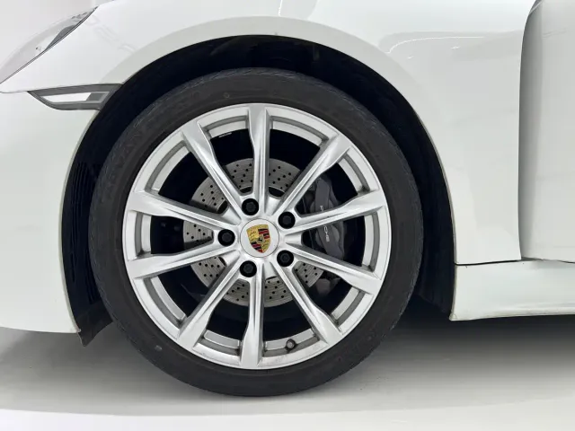 Porsche 718 — Фото автомобиля 8