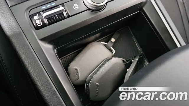 Kia K5 Новый K5 3 поколение 2.0 LPi(Для проката) — Фото автомобиля 18