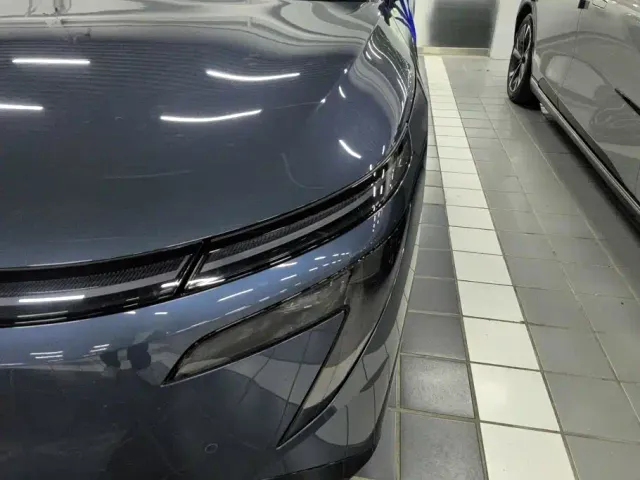 Nissan N7 — Фото автомобиля 5