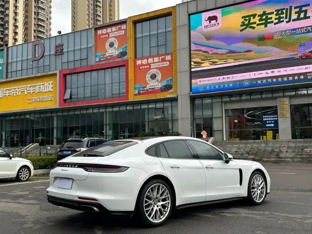 Porsche Panamera — Фото автомобиля 5