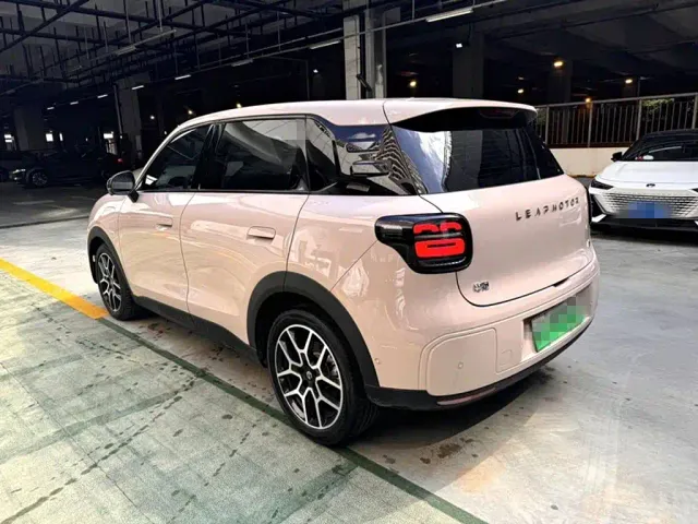 Leapmotor A10 — Фото автомобиля 4