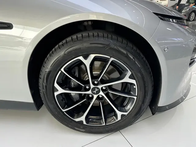 Xpeng P7 — Фото автомобиля 19