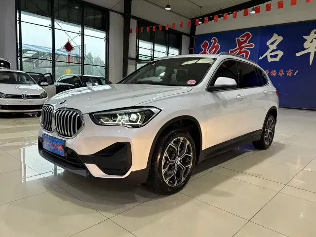 BMW X1 — Фото автомобиля 3