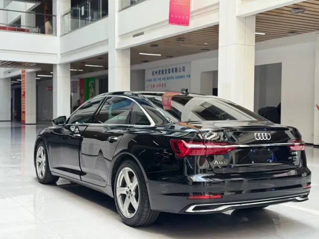 Audi A6L — Фото автомобиля 7
