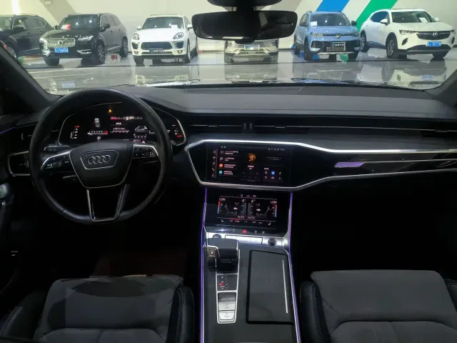 Audi A6L — Фото автомобиля 5