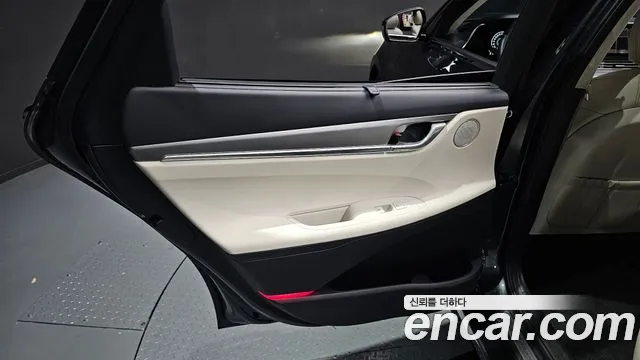 Hyundai Grandeur New — Фото автомобиля 14