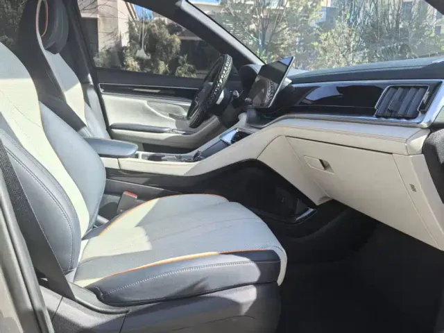 BYD Song PLUS — Фото автомобиля 13