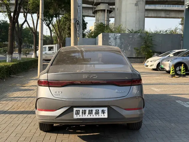 BYD Qin PLUS — Фото автомобиля 5