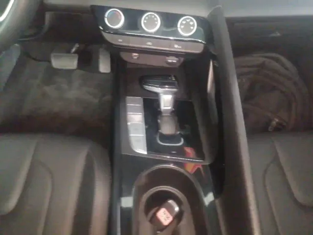 Hyundai Elantra — Фото автомобиля 13