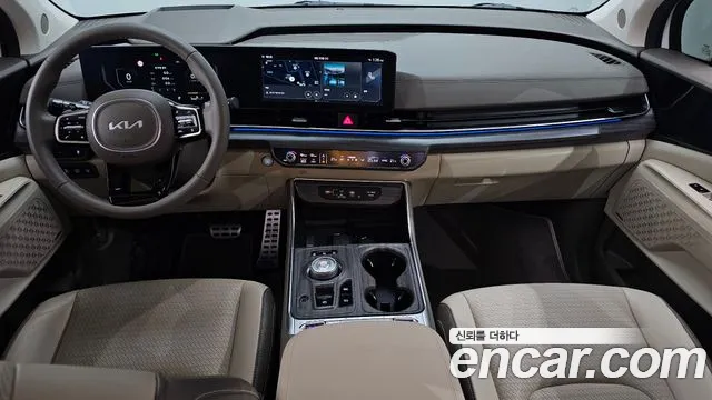Kia Carnival Generation 4 — Фото автомобиля 7