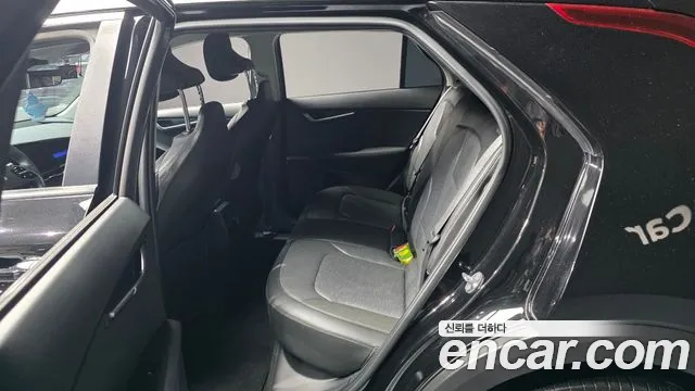 Kia Niro — Фото автомобиля 16