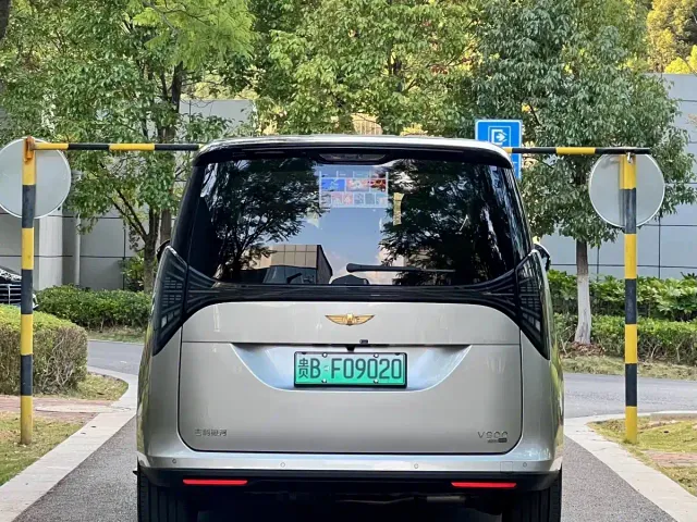 Geely Galaxy V900 — Фото автомобиля 4
