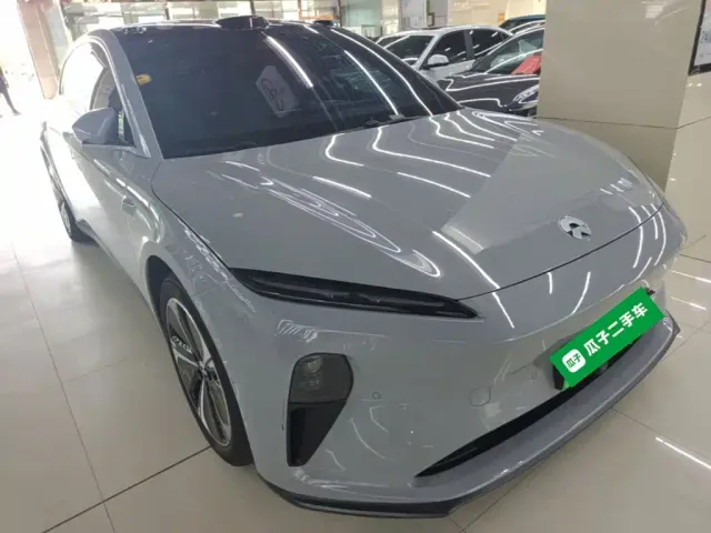 Nio ET5 Touring — Фото автомобиля 3