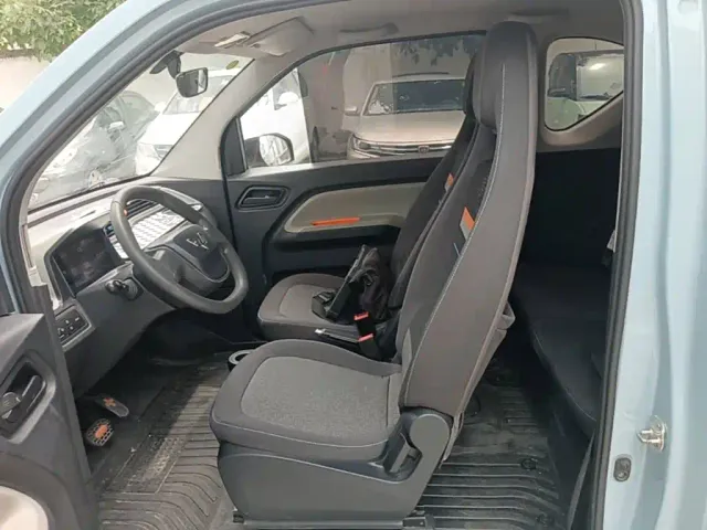 Wuling Hongguang Mini EV — Фото автомобиля 14