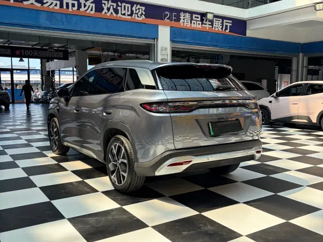BYD Song L DM-i — Фото автомобиля 6