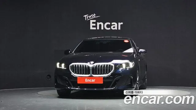 BMW 5 Series G60 — Фото автомобиля 3