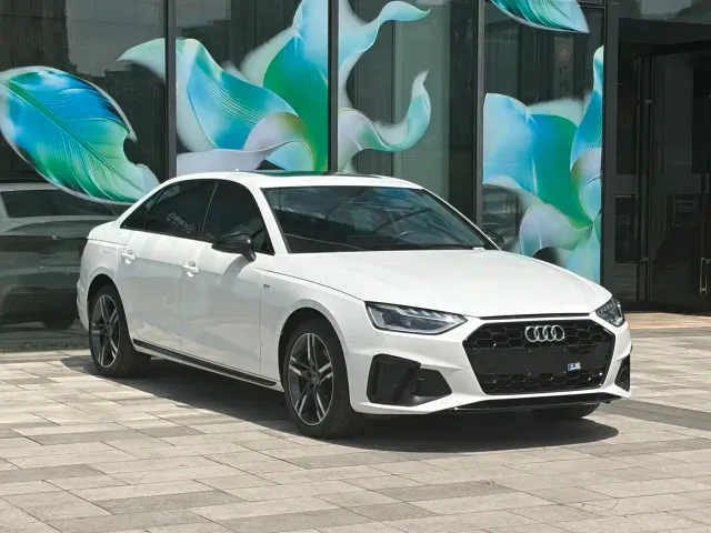 Audi A4L — Фото автомобиля 2