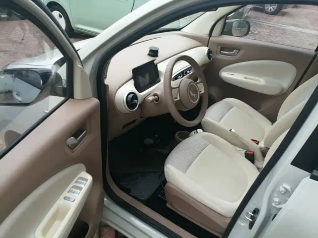 Wuling Hongguang Mini EV — Фото автомобиля 15