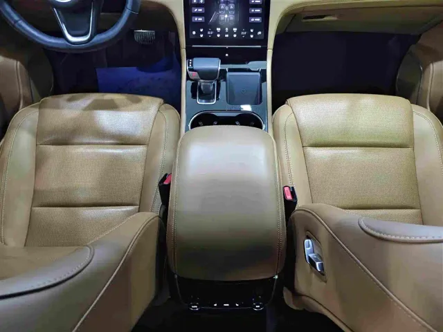 Li Auto ONE — Фото автомобиля 9