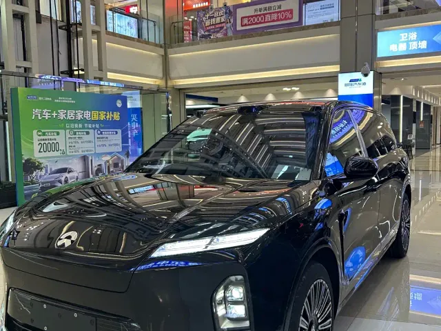 Фотография автомобиля — Nio ES8