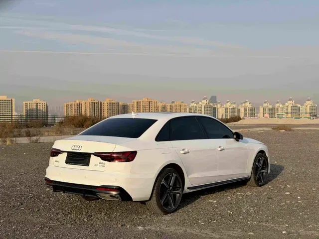 Audi A4L — Фото автомобиля 4