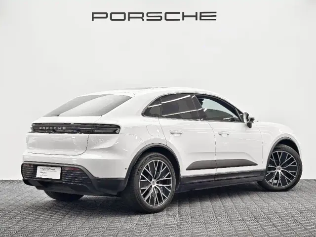 Porsche Macan EV — Фото автомобиля 7
