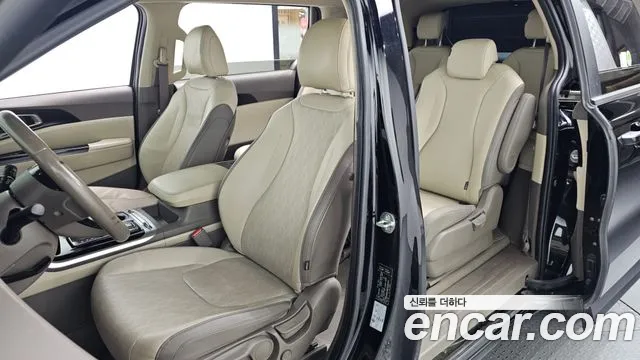 Kia Canival Carnival 4 поколение Дизель 9 мест Prestige — Фото автомобиля 12