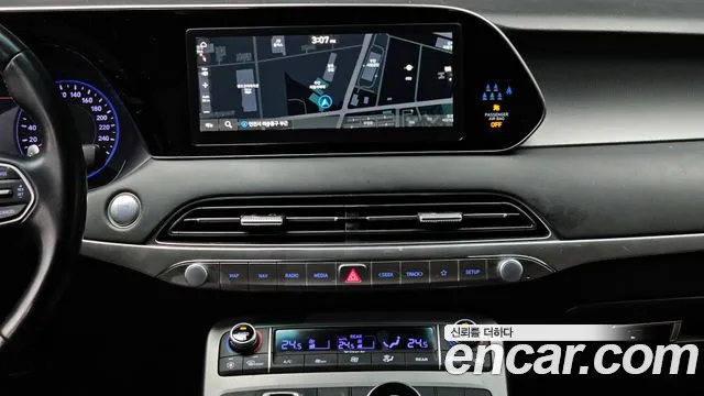 Hyundai Palisade Palisade Дизель 2.2 2WD — Фото автомобиля 14