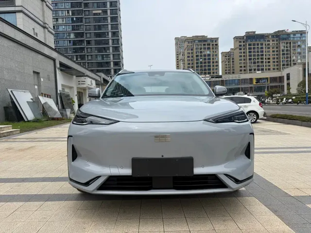 Geely Galaxy E5 — Фото автомобиля 2