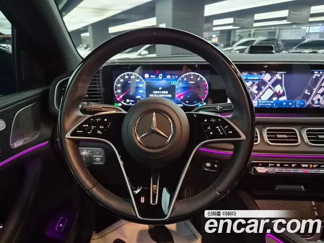 Mercedes-Benz GLE-Class — Фото автомобиля 17