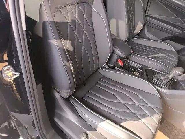 Volkswagen Tiguan L — Фото автомобиля 24