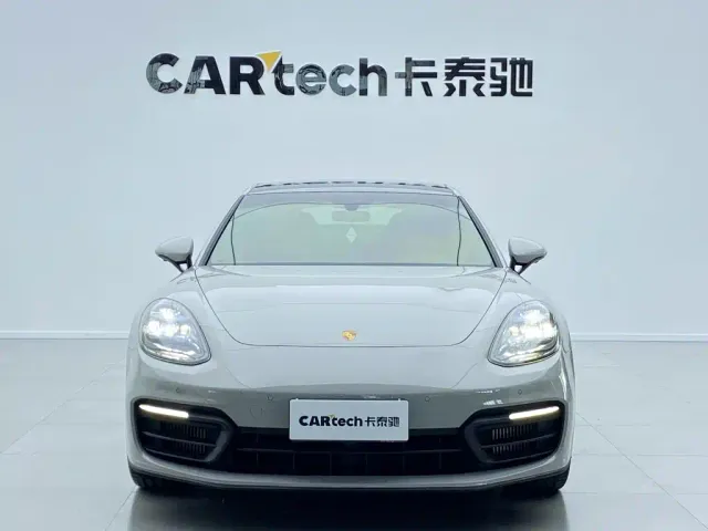 Porsche Panamera — Фото автомобиля 2