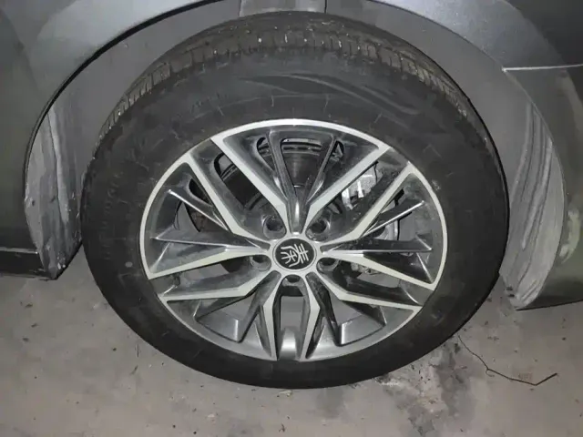 BYD Qin PLUS — Фото автомобиля 6