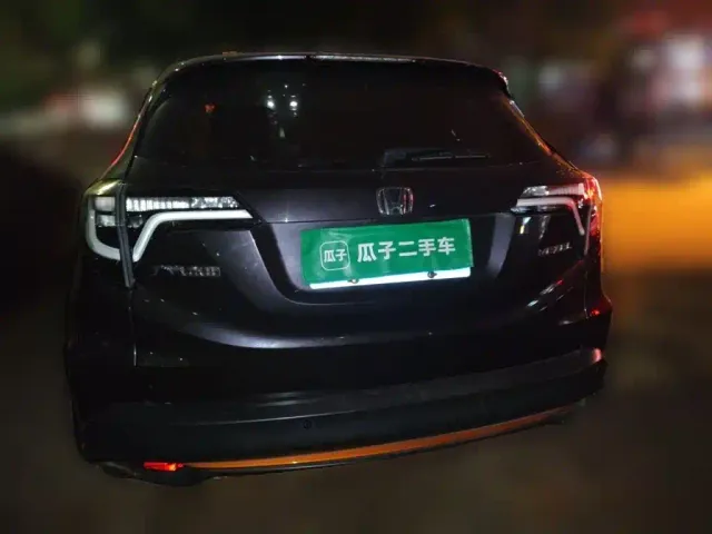Honda Vezel — Фото автомобиля 3